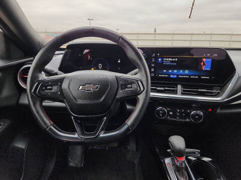 2025 Chevrolet Trax RS