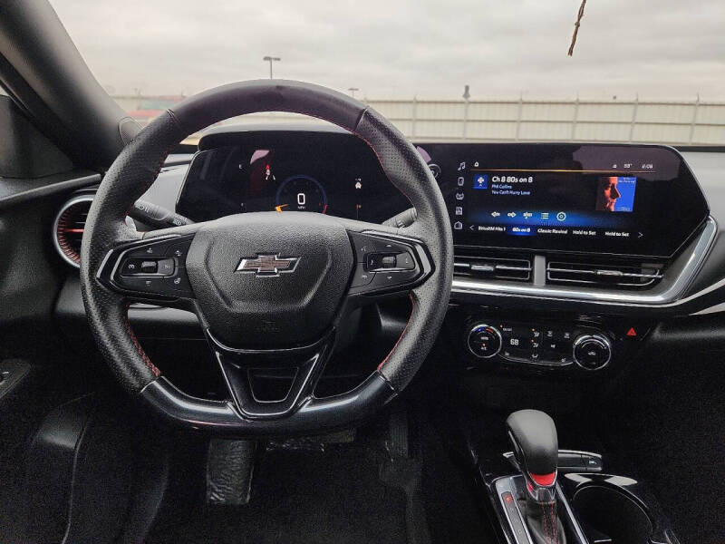 2025 Chevrolet Trax RS