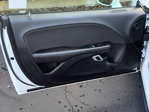 2018 Dodge Challenger SXT