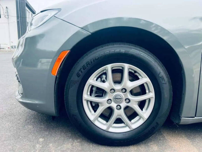 2022 Chrysler Pacifica Touring L