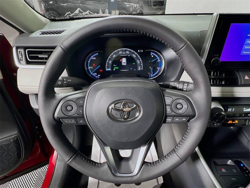 2025 Toyota RAV4 Hybrid XLE