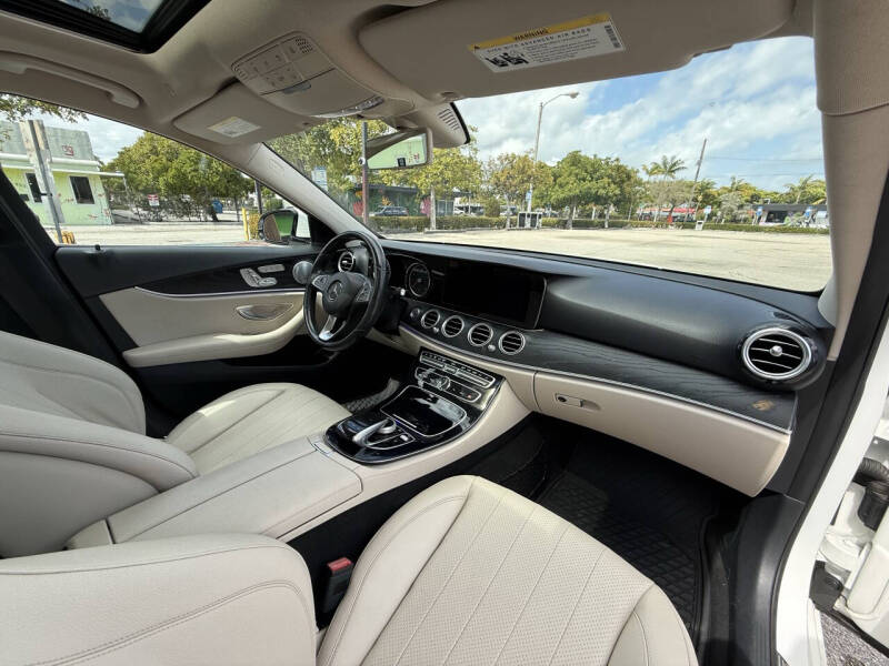 2017 Mercedes-Benz E-Class E 300 4MATIC