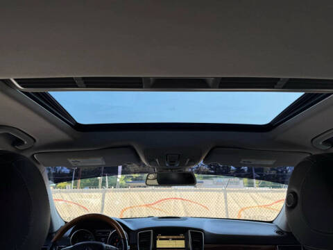 2012 Mercedes-Benz M-Class ML 550