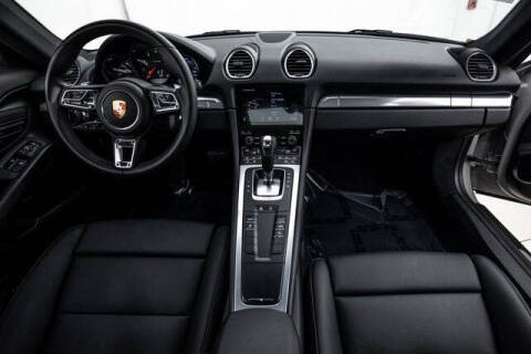 2025 Porsche 718 Cayman