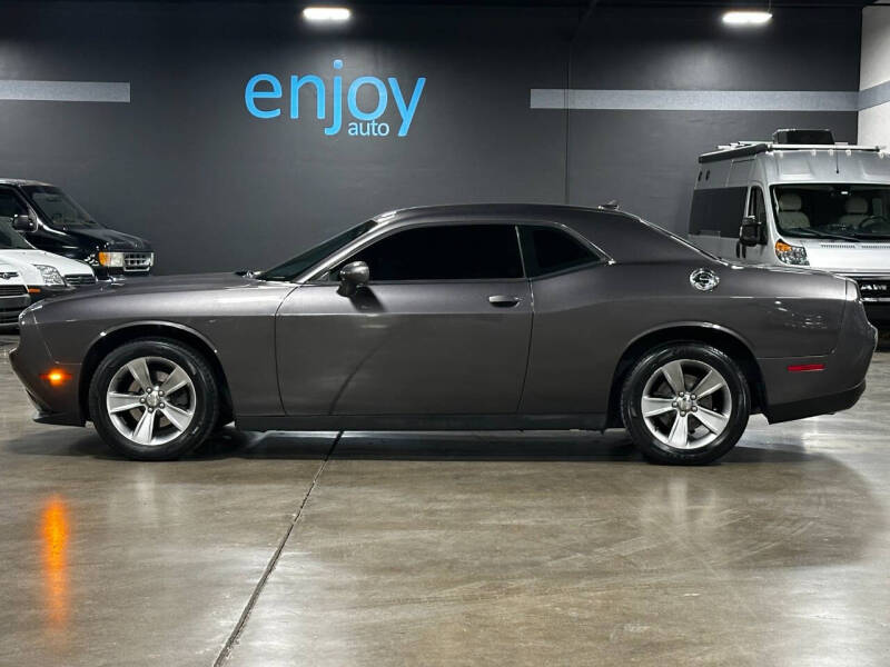 2015 Dodge Challenger SXT