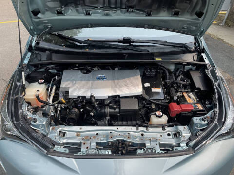 2018 Toyota Prius One