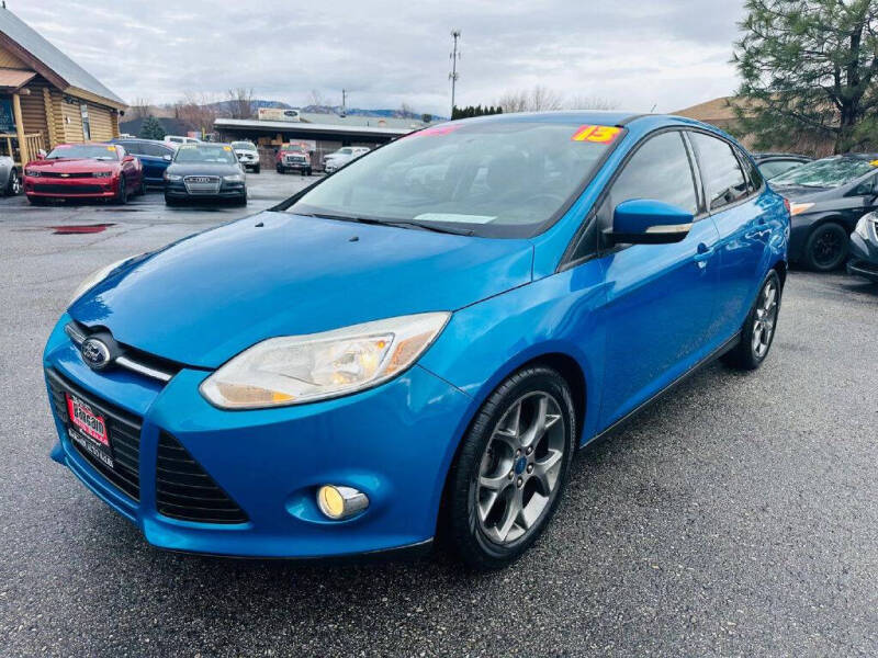 2013 Ford Focus SE photo 3