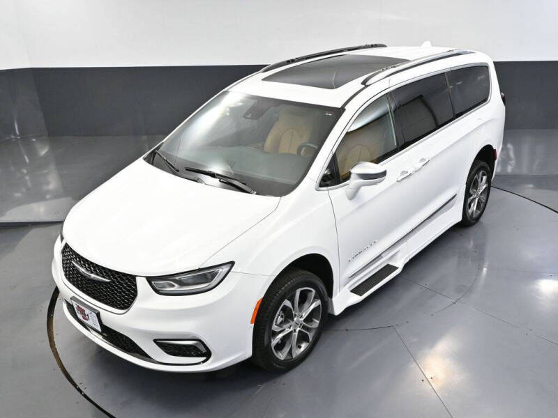 2022 Chrysler Pacifica Pinnacle