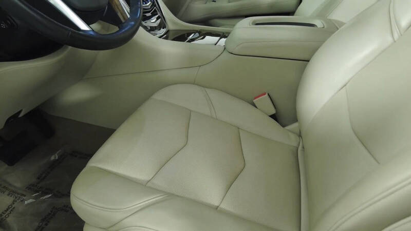 2018 Cadillac Escalade Luxury