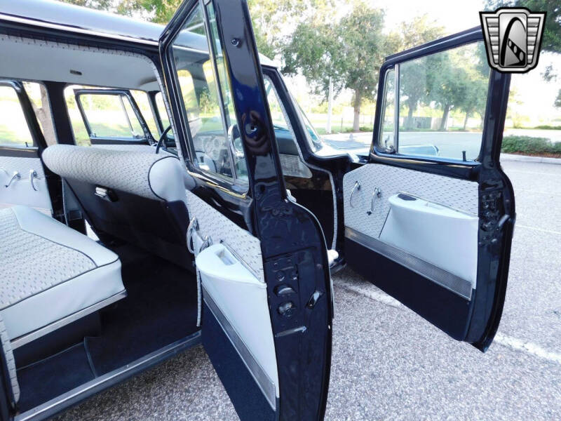 1957 Packard Clipper