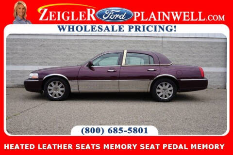 2006 Lincoln Town Car for sale at Zeigler Ford of Plainwell- Jeff Bishop - Zeigler Ford of Lowell in Lowell MI