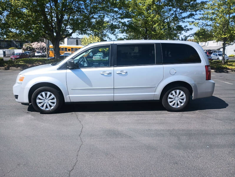 2009 Dodge Grand Caravan for sale at Car Guys in Kent WA