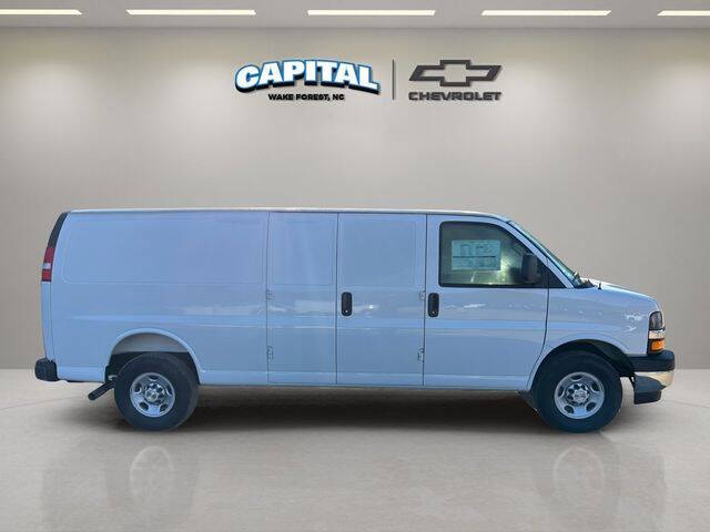 2026 Chevrolet Express 3500