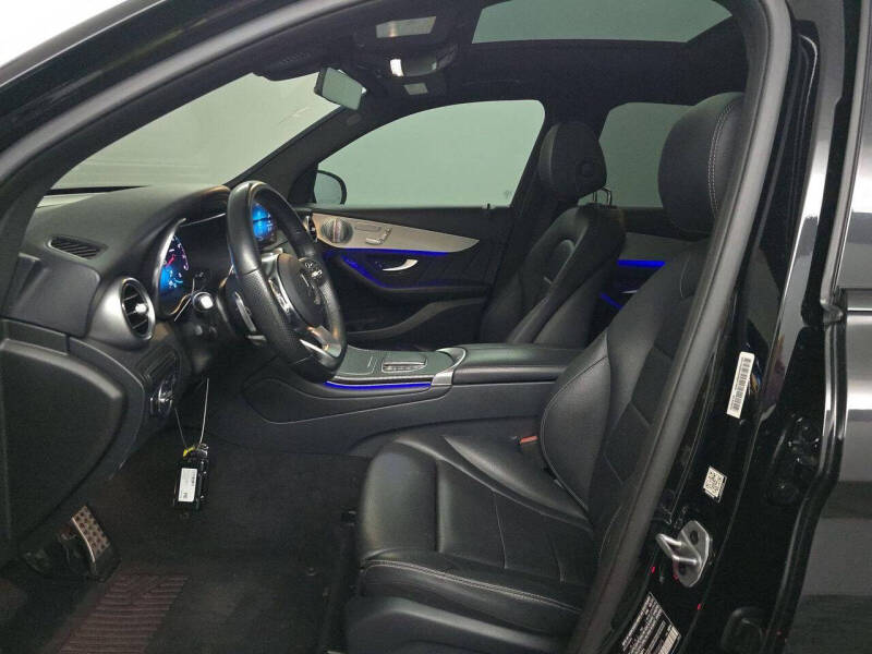 2021 Mercedes-Benz GLC GLC 300