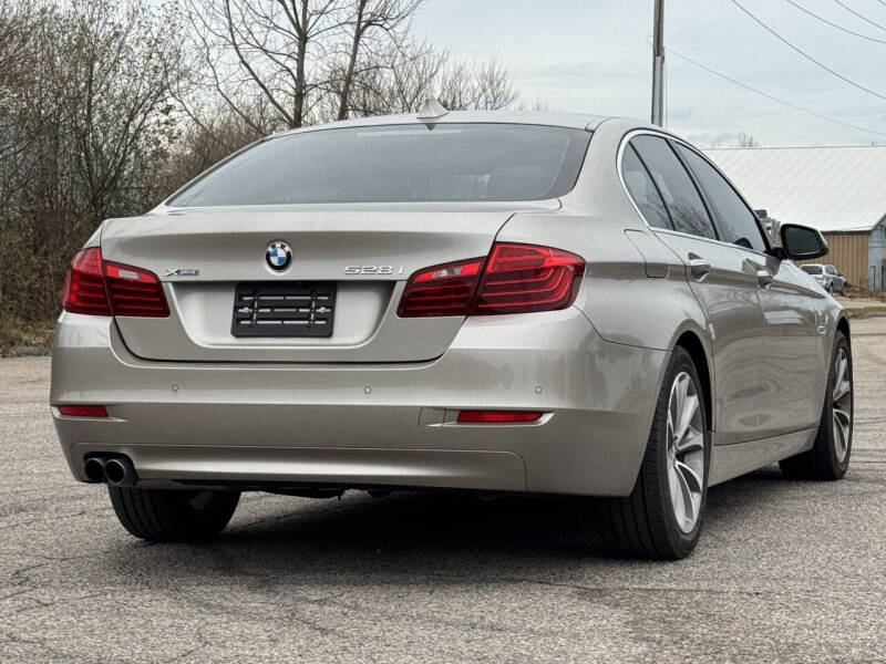 2016 BMW 5 Series 528i xDrive