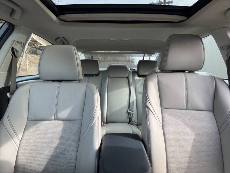 2013 Toyota Avalon Hybrid Limited