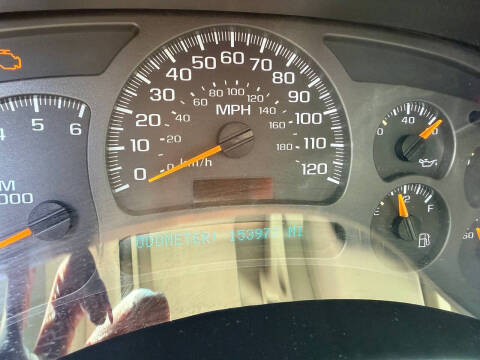 2003 Chevrolet Tahoe LS