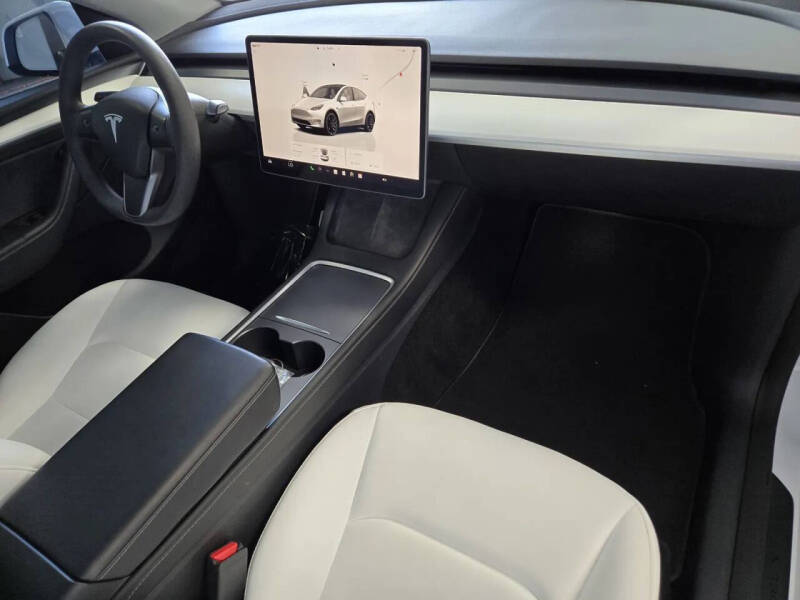 2023 Tesla Model Y Performance
