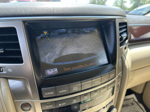 2013 Lexus LX 570