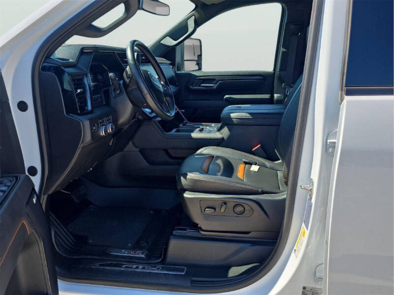 2025 GMC Sierra 2500HD