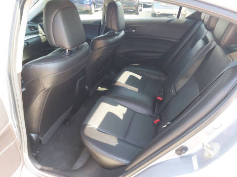 2016 Acura ILX w/Premium