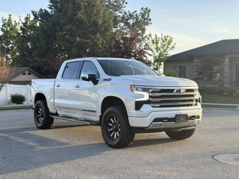 2022 Chevrolet Silverado 1500 High Country