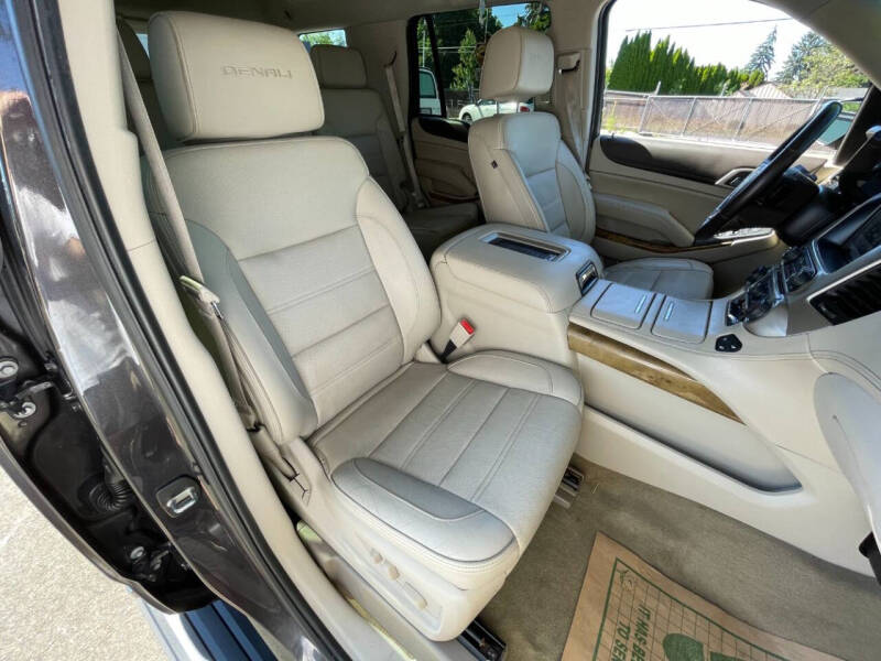 2017 GMC Yukon Denali