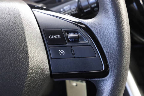 2023 Mitsubishi Eclipse Cross LE