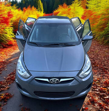 2012 Hyundai Accent GS