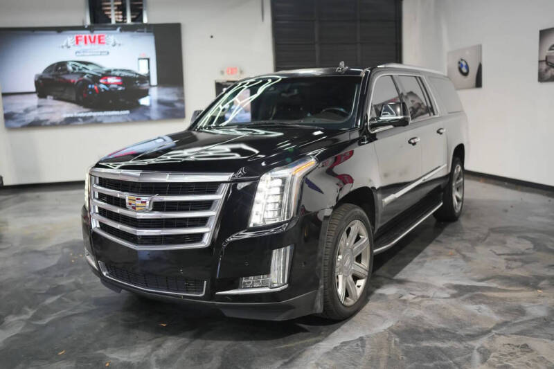 2018 Cadillac Escalade ESV Luxury