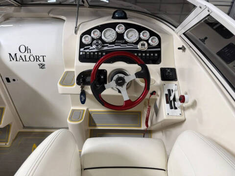 2003 Rinker 262 SS Captiva
