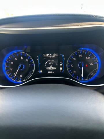 2017 Chrysler Pacifica Touring