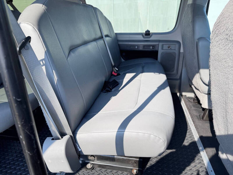 2012 Ford E-Series E-350 SD XL