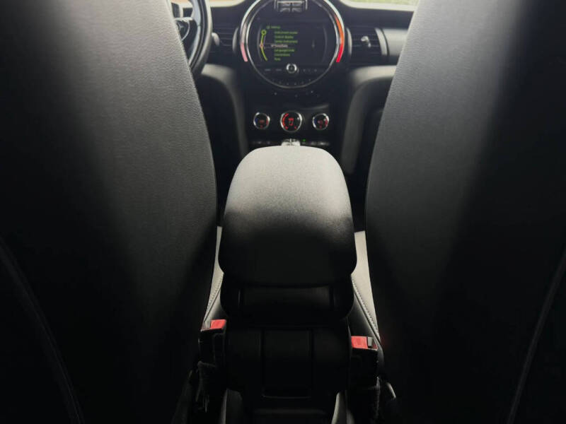 2018 MINI Hardtop 4 Door Cooper