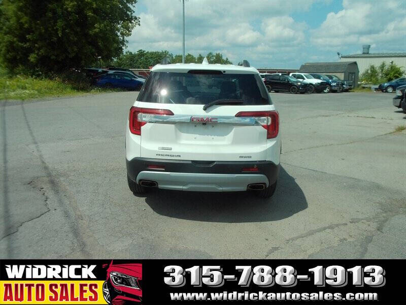 2022 GMC Acadia