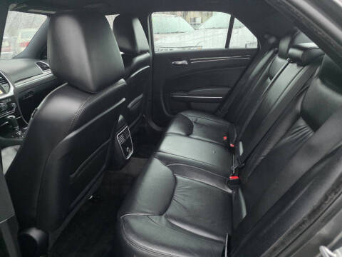 2011 Chrysler 300 Limited