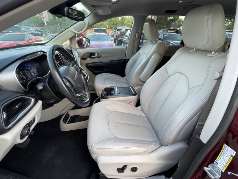 2021 Chrysler Pacifica Touring L