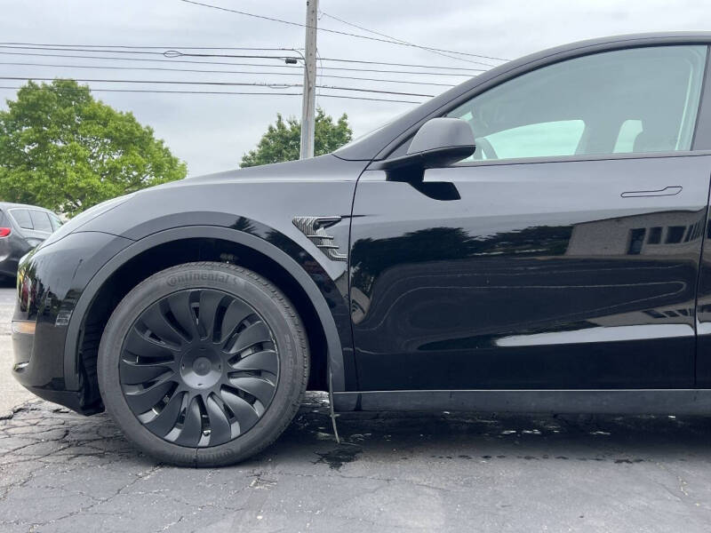 2023 Tesla Model Y Long Range