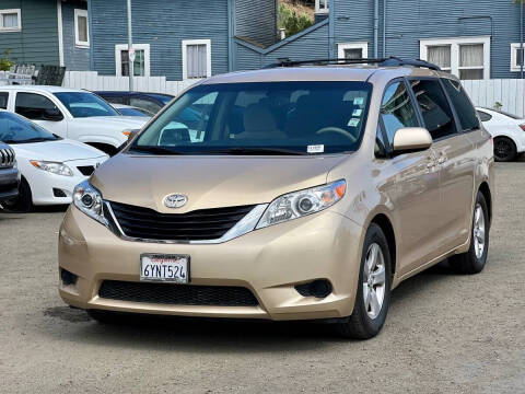 2013 Toyota Sienna for sale at Brand Motors llc in Hayward CA