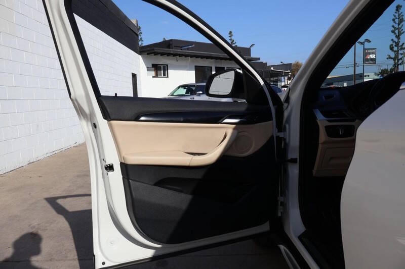 2018 BMW X1 sDrive28i