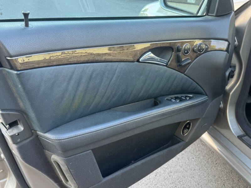 2005 Mercedes-Benz E-Class E 55 AMG