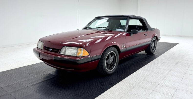 1990 Ford Mustang