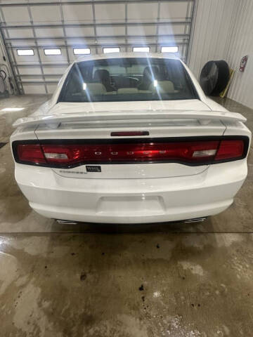 2013 Dodge Charger SE