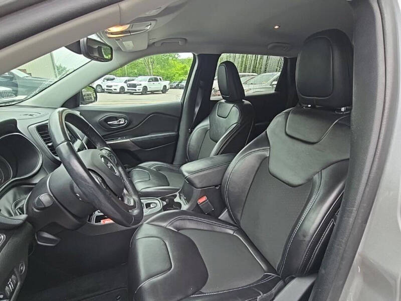 2019 Jeep Cherokee Latitude Plus