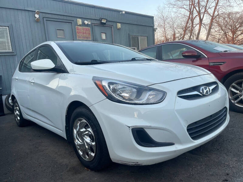 2013 Hyundai Accent GS