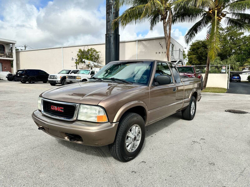 2003 GMC Sonoma null photo 3