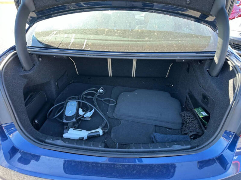 2017 BMW 3 Series 330e iPerformance