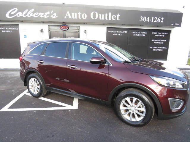 2016 Kia Sorento for sale at Colbert's Auto Outlet in Hickory, NC