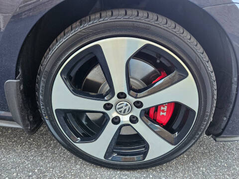 2016 Volkswagen Golf GTI S