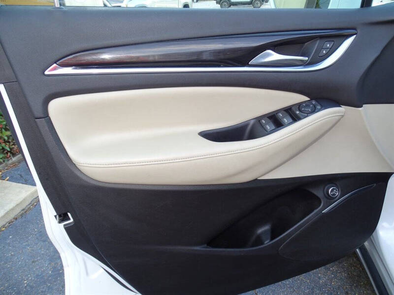 2018 Buick Enclave Essence